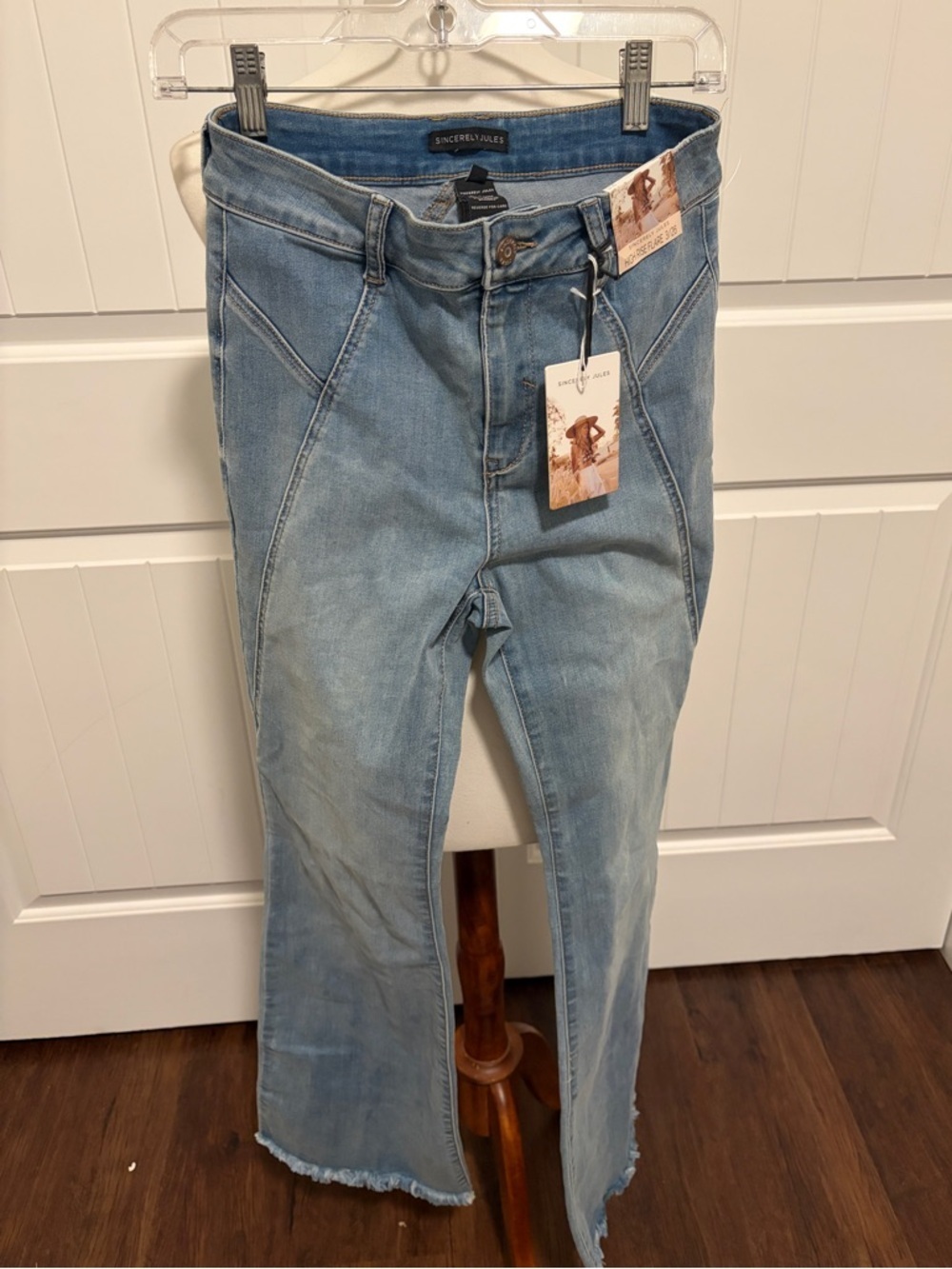 Sincerly Jules Light Wash Flared Jeans with Frayed Hem